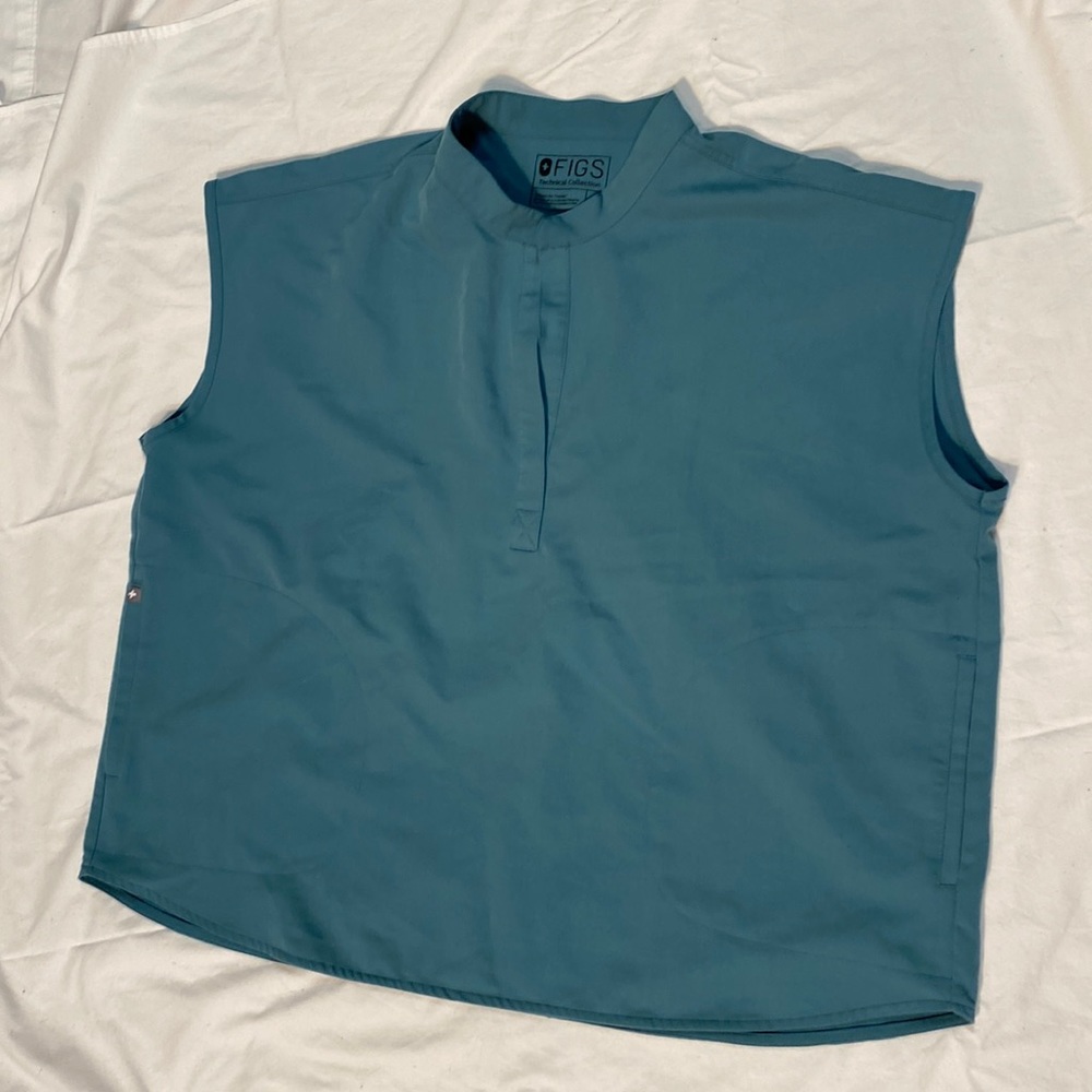 Figs Rafaela Oversized Scrub Top